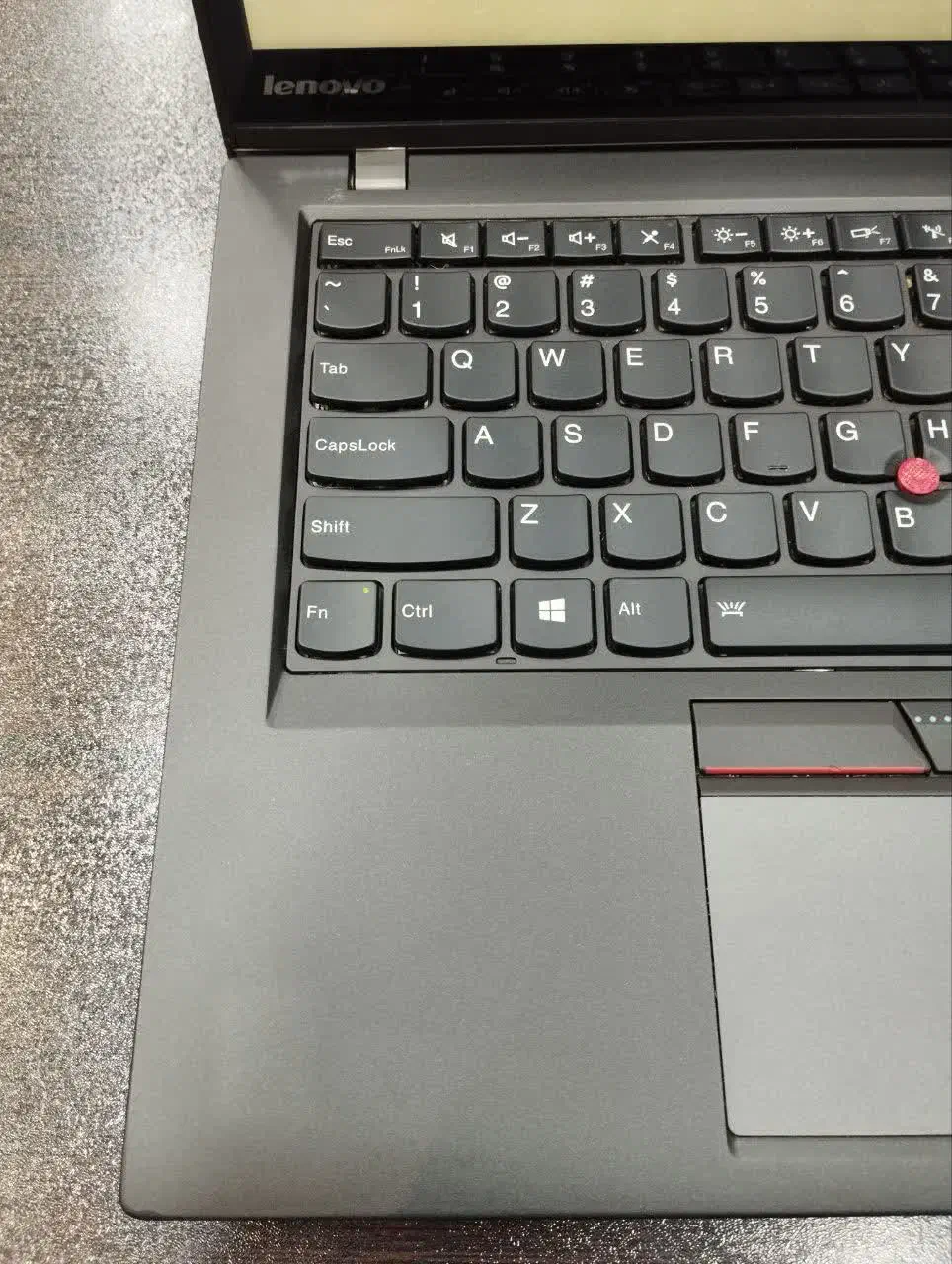 لپ تاپ لنوو i7 رم ۱۲ مشابه نو با شرایط ۱ ساله|رایانه همراه|کاشان, میدانگاه آقا|دیوار
