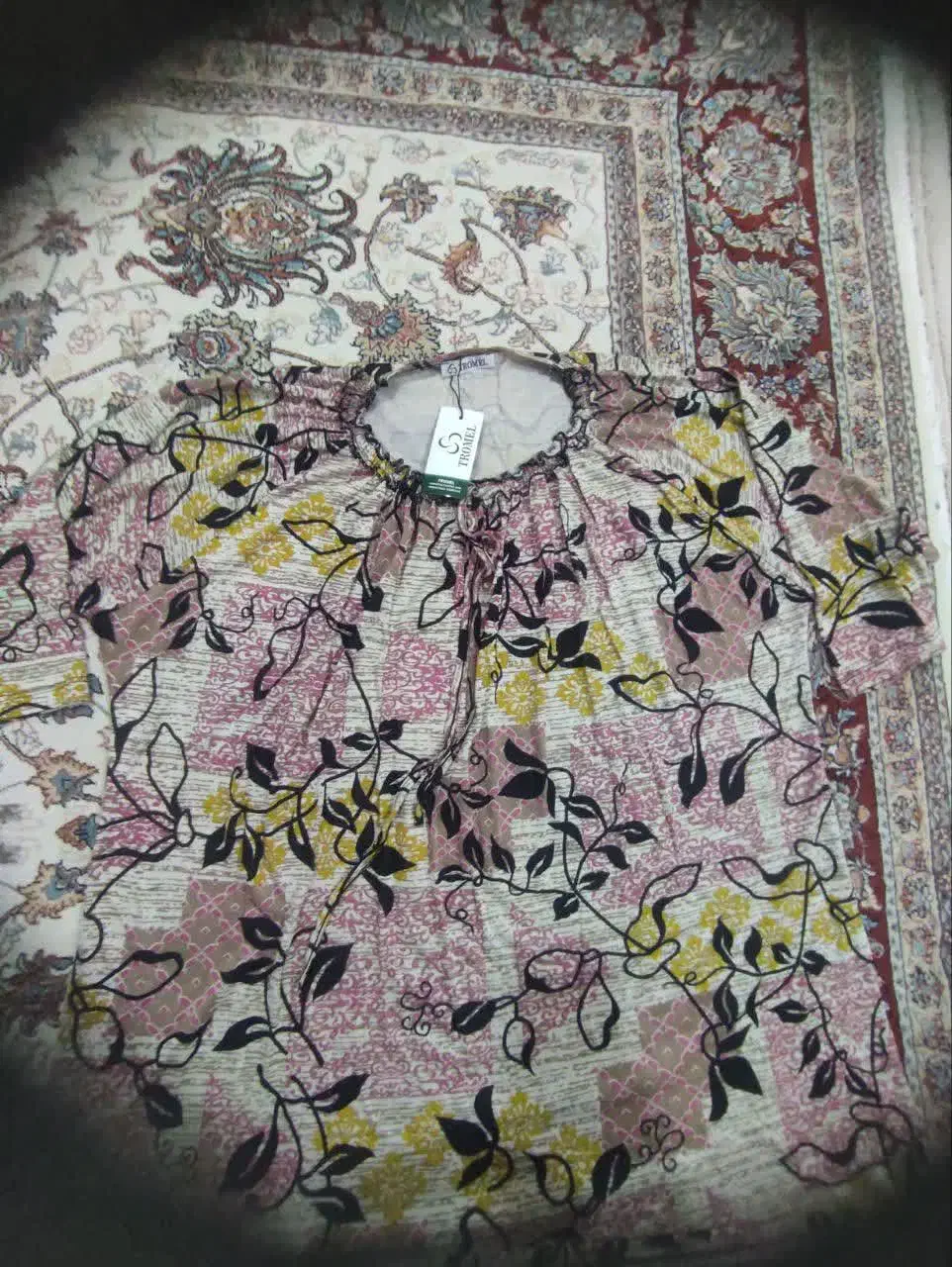 تونیک نو|لباس|کرمانشاه, |دیوار