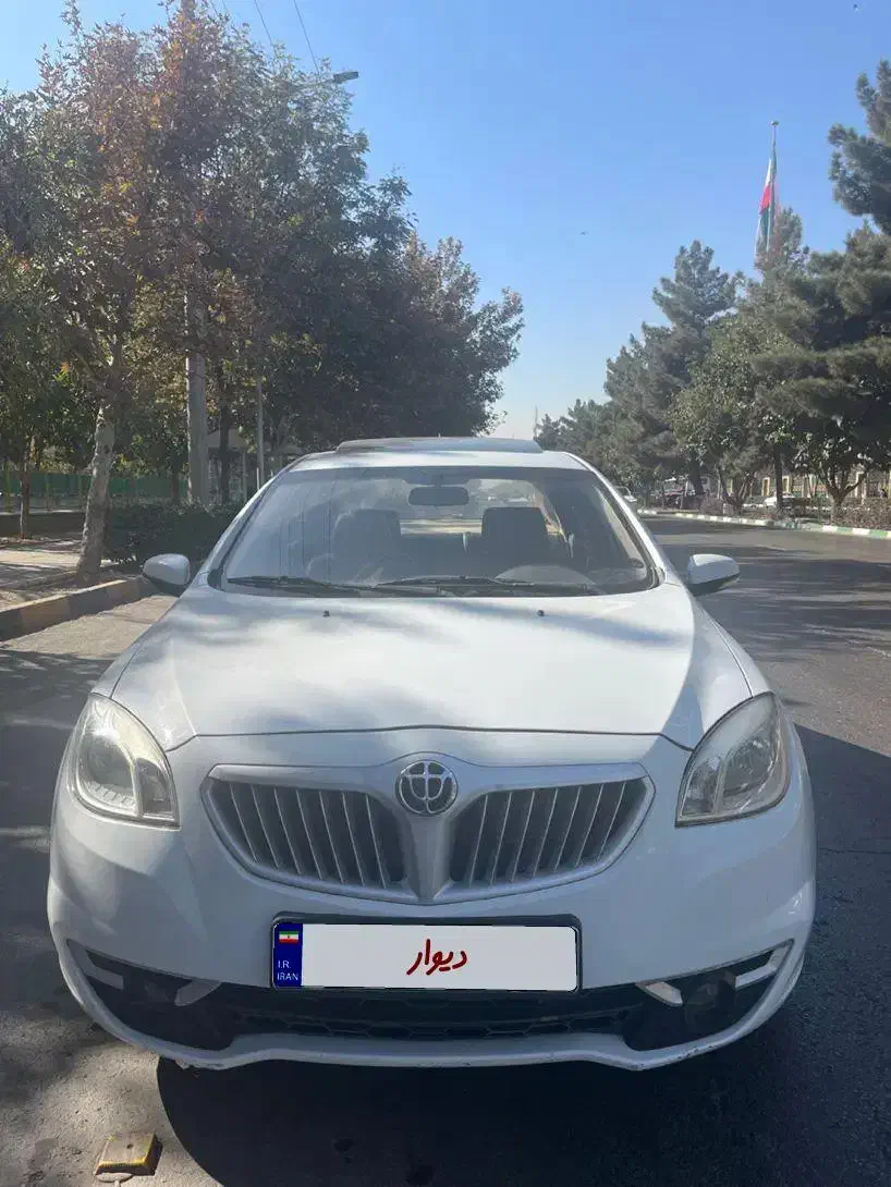 برلیانس h330 فول اتومات ۹۶ کم کار|خودرو سواری و وانت|مشهد, سناباد|دیوار