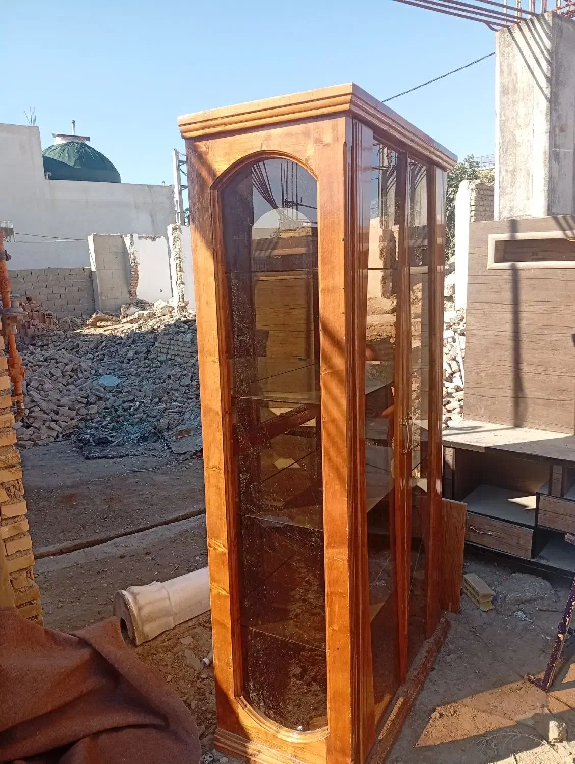 بوفه به علت ساخت و ساز به فروش میرسد|بوفه، ویترین، کنسول|گنبد کاووس, |دیوار