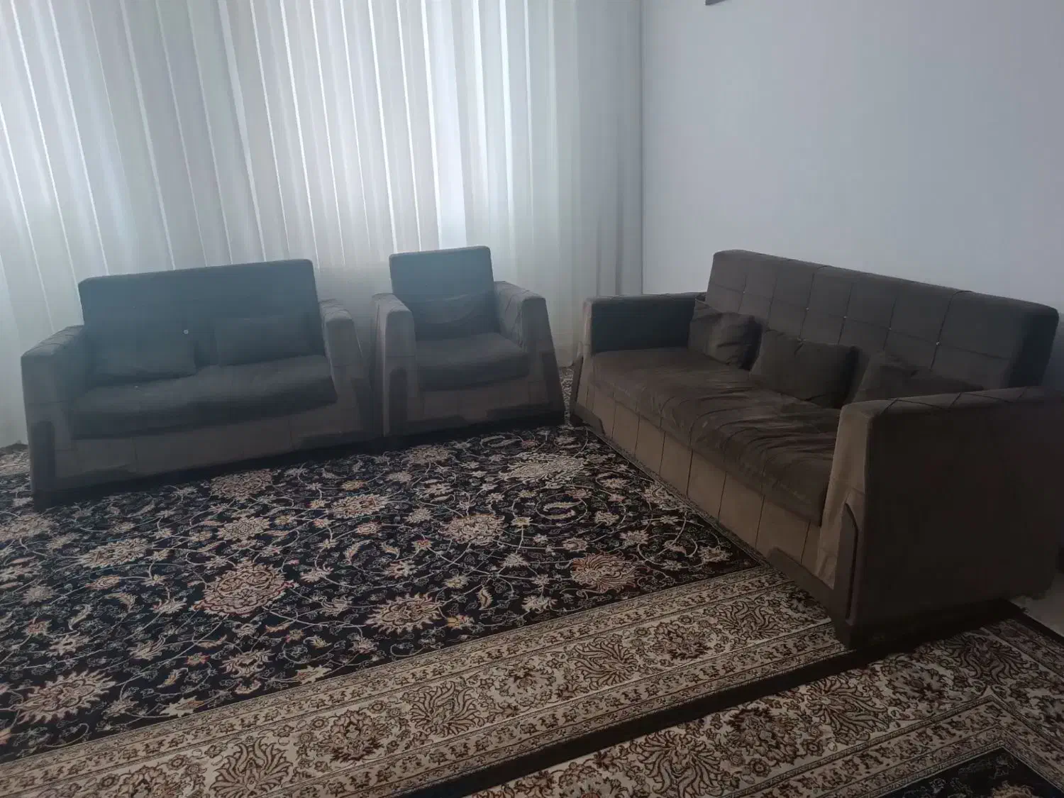 مبل راحتی ۶ نفره|مبلمان خانگی و میز عسلی|گلبهار, شهر جدید گلبهار|دیوار