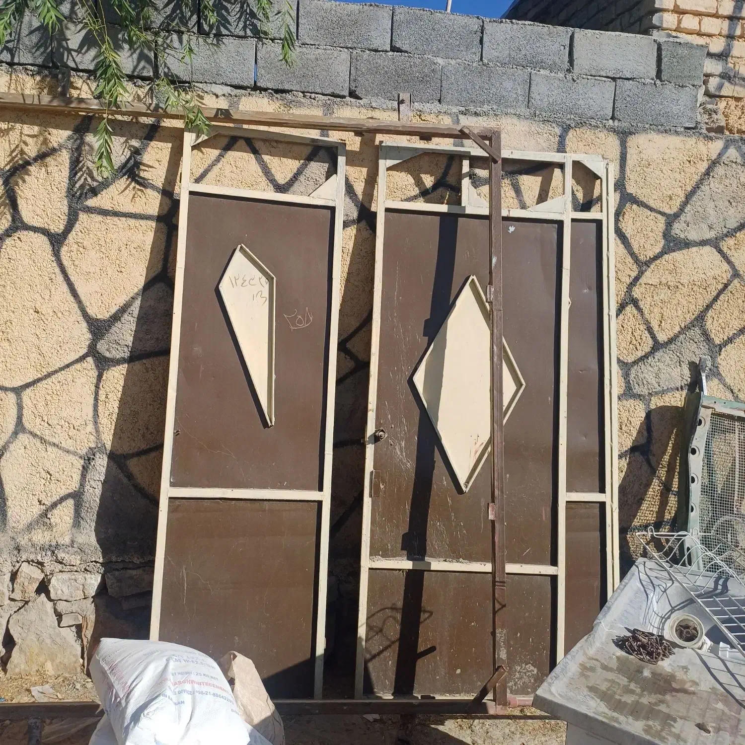 در آهنی مرتب سنگین|مصالح و تجهیزات ساختمان|چناران, |دیوار