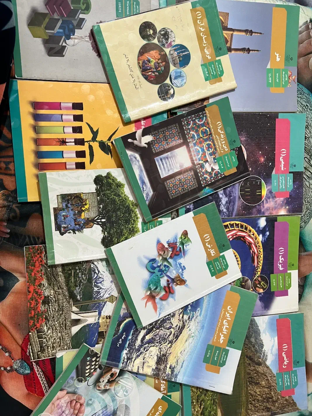 کتاب های درس تجربی تمیز|کتاب و مجله آموزشی|اندیشه, اندیشه فاز ۲|دیوار