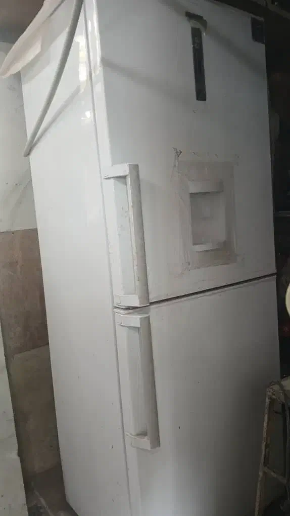 یخچال فریزر|یخچال و فریزر|دماوند, دماوند|دیوار