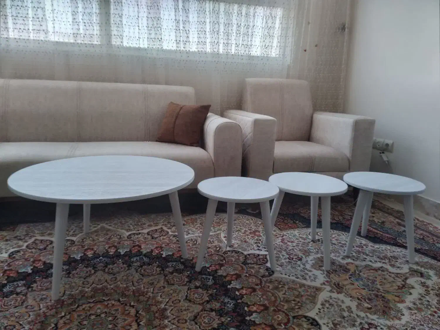 میز جلومبلی با سه تا عسلی نو|مبلمان خانگی و میز عسلی|قم, پردیسان|دیوار