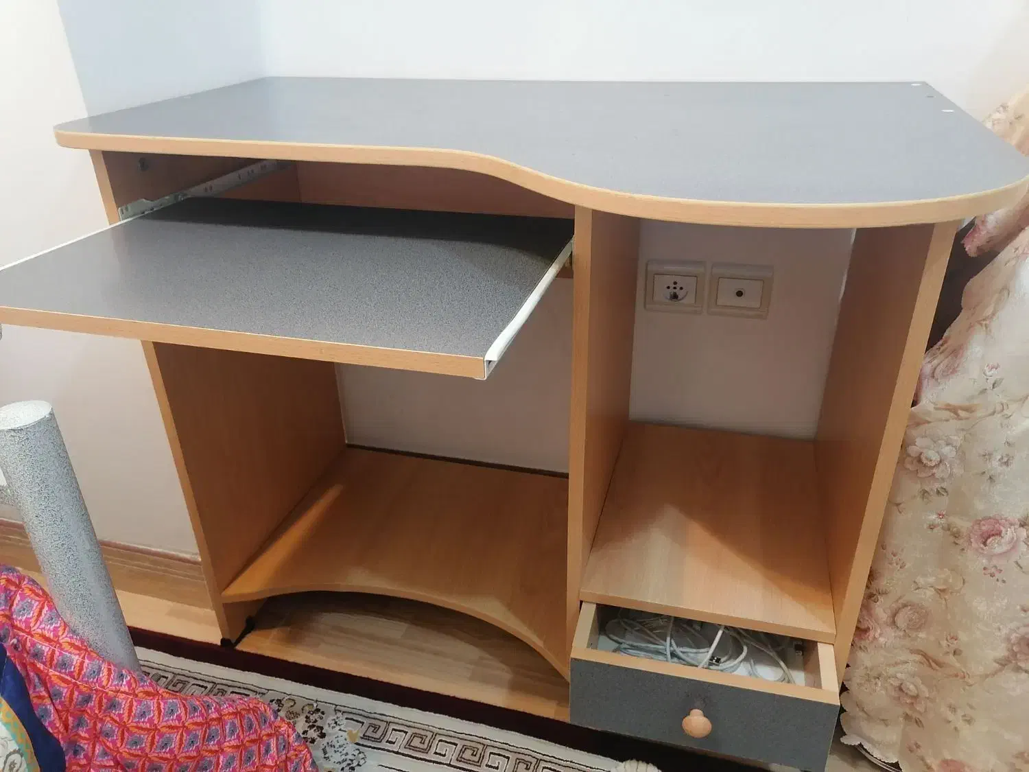 میز کامپیوتر و تحریر|میز تحریر و کامپیوتر|فرخشهر, |دیوار