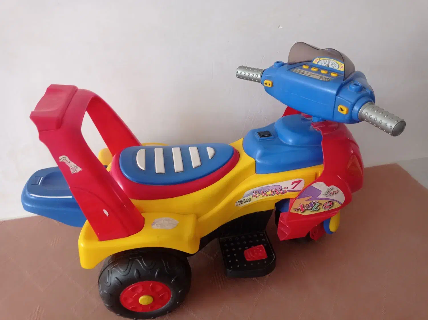 موتور شارژی|اسباب‌‌بازی|قم, ولیعصر|دیوار