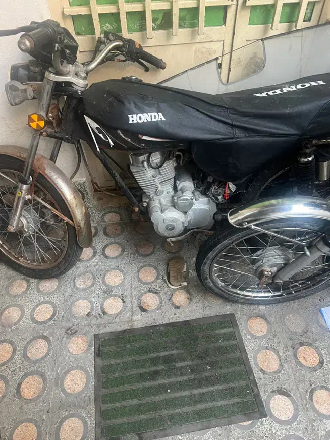 موتور سی جی ۱۲۵ و۲۰۰|موتورسیکلت|بندرعباس, |دیوار