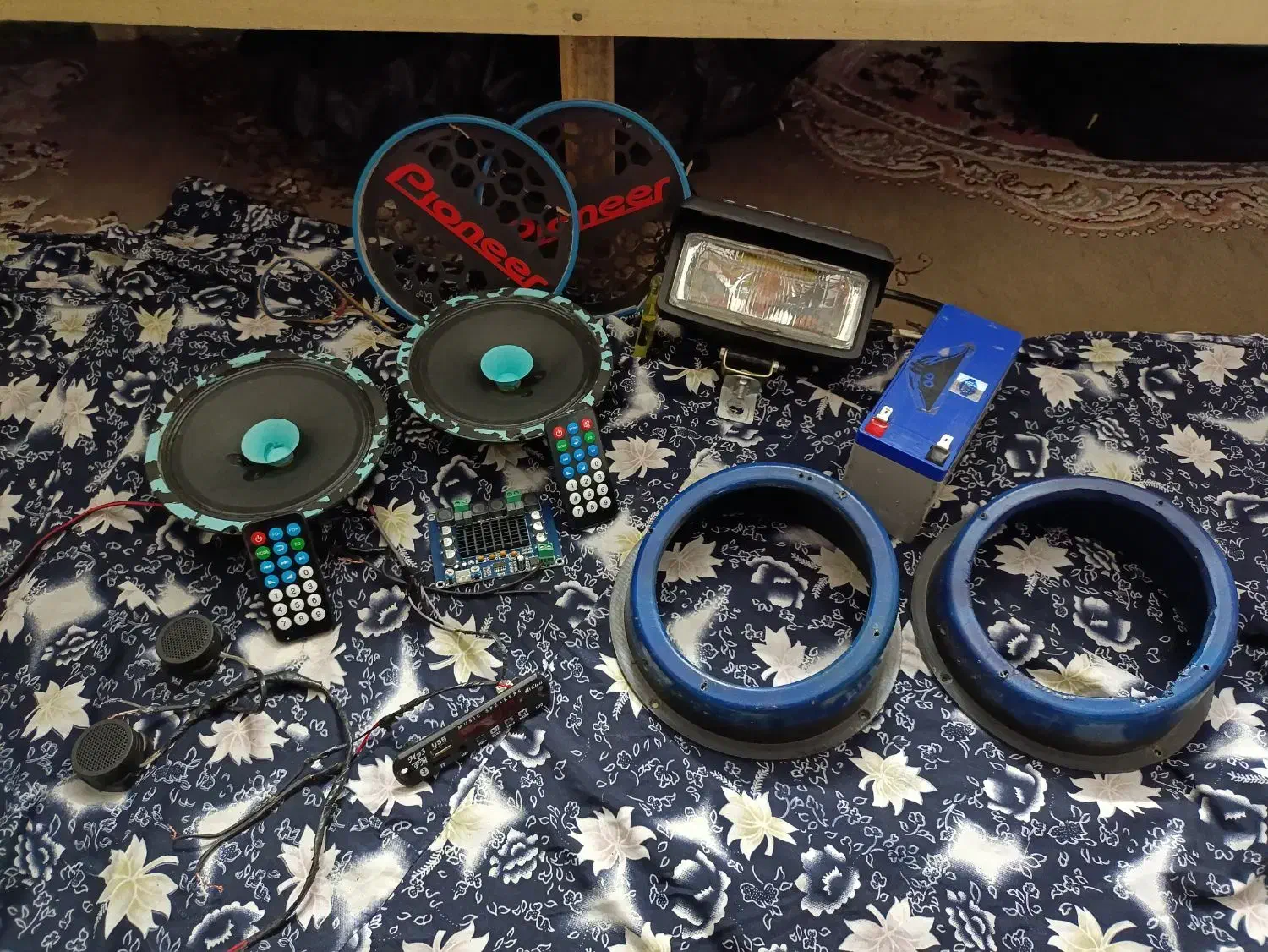 میدرنج و باتری موتور کاسه چراغ هلا|قطعات یدکی و لوازم جانبی|ورامین, ورامین|دیوار