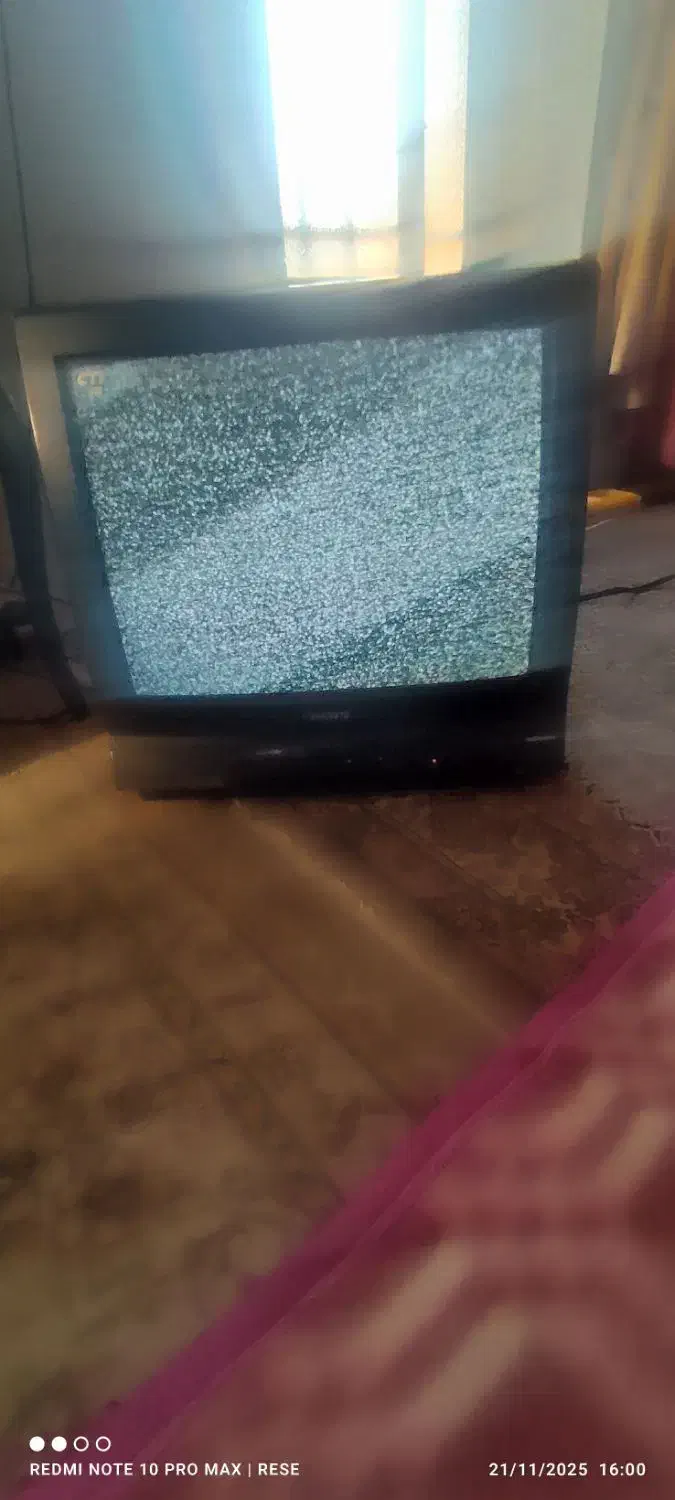 تلوزیون پارس ۲۱ اینچ|تلویزیون و پروژکتور|همدان, |دیوار