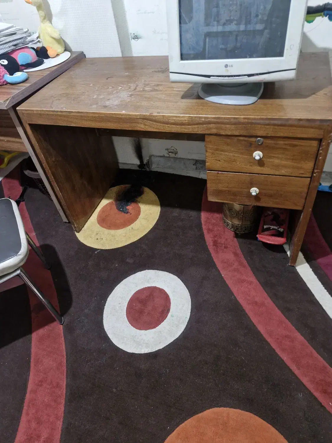 میز تحریر|میز تحریر و کامپیوتر|شهریار, شهریار|دیوار