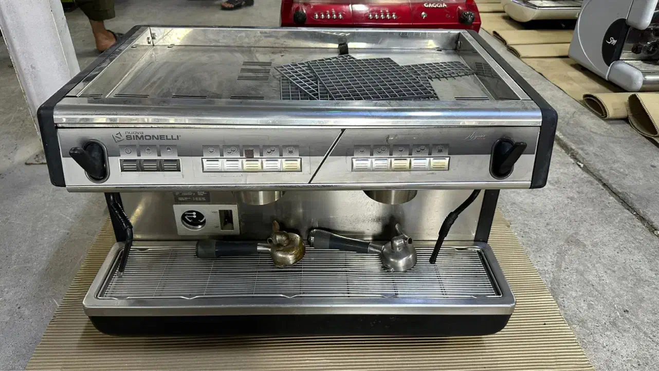 فروش ویژه اسپرسوساز صنعتی و آسیاب صنعتی|کافیشاپ و رستوران|میناب, |دیوار