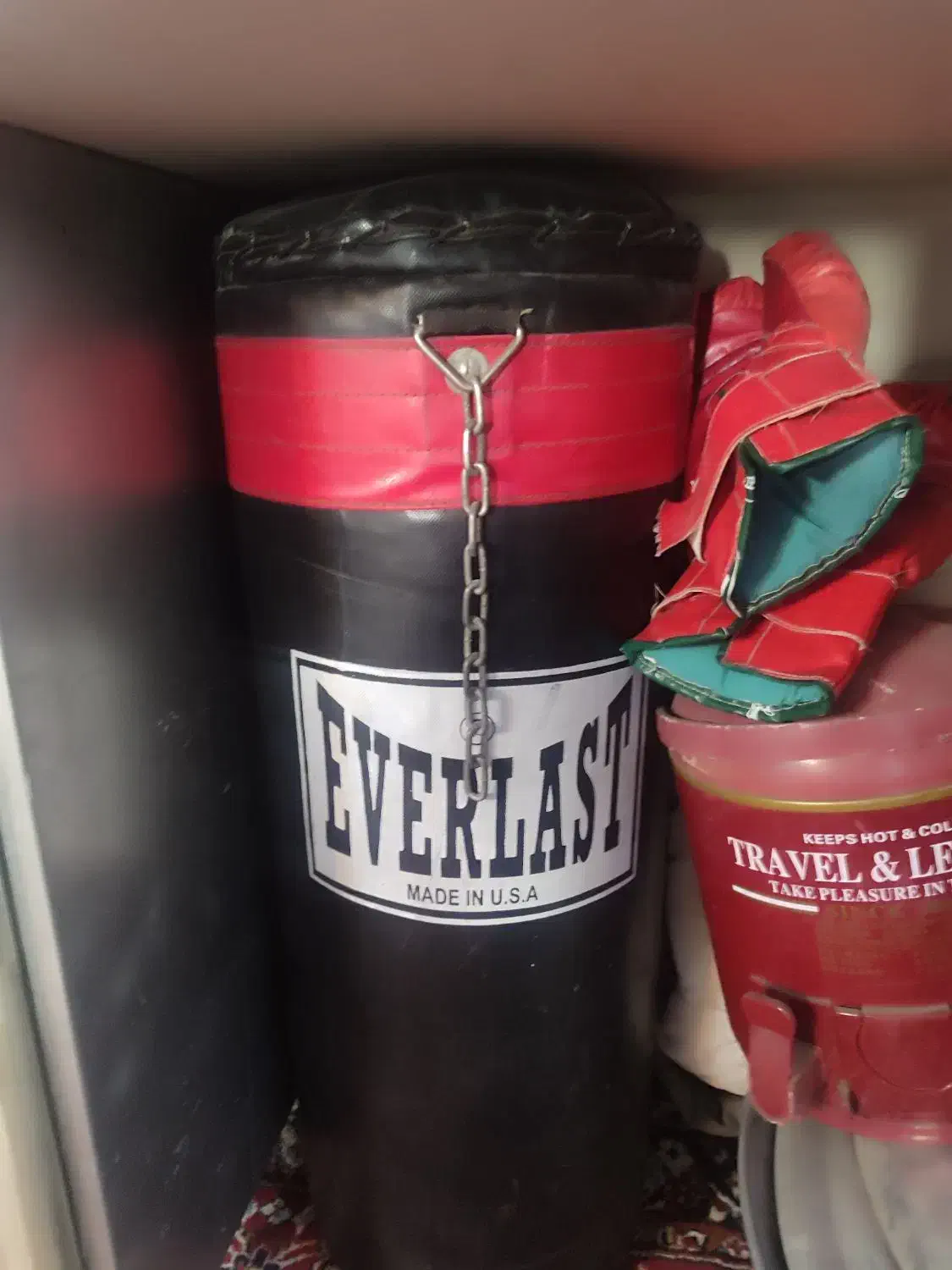 کیسه بوکس و دستکش|تجهیزات ورزشی|یزد, |دیوار