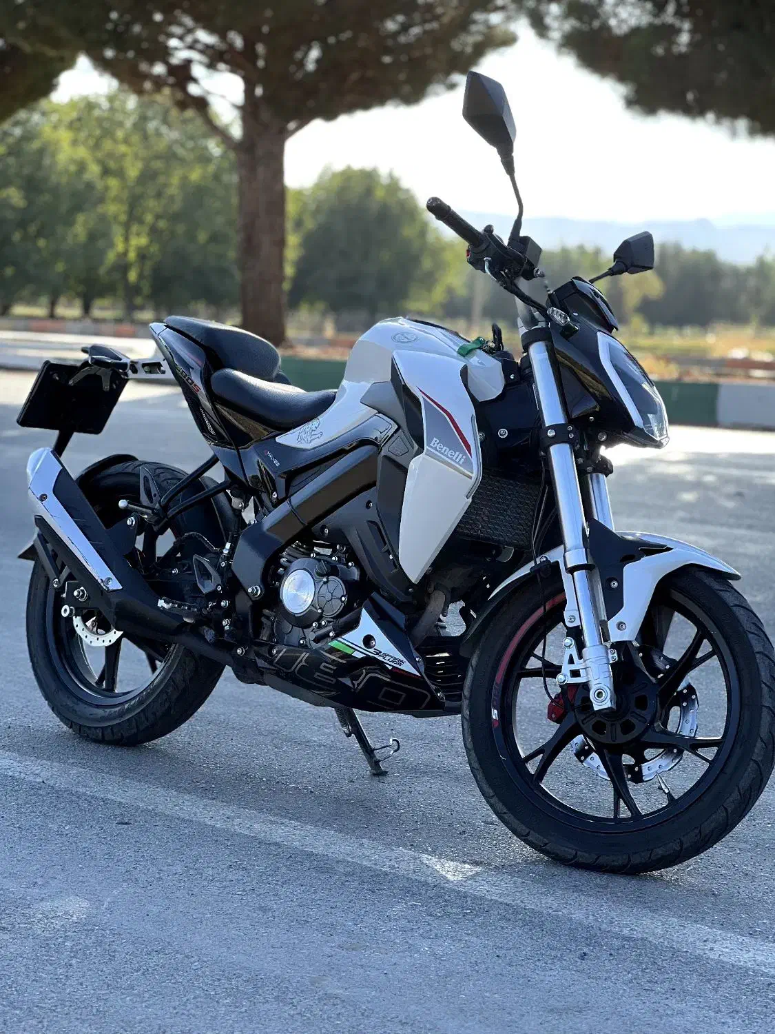 موتور بنلی ۱۸۰ اس کارکرد واقعی|موتورسیکلت|خرمآباد, |دیوار