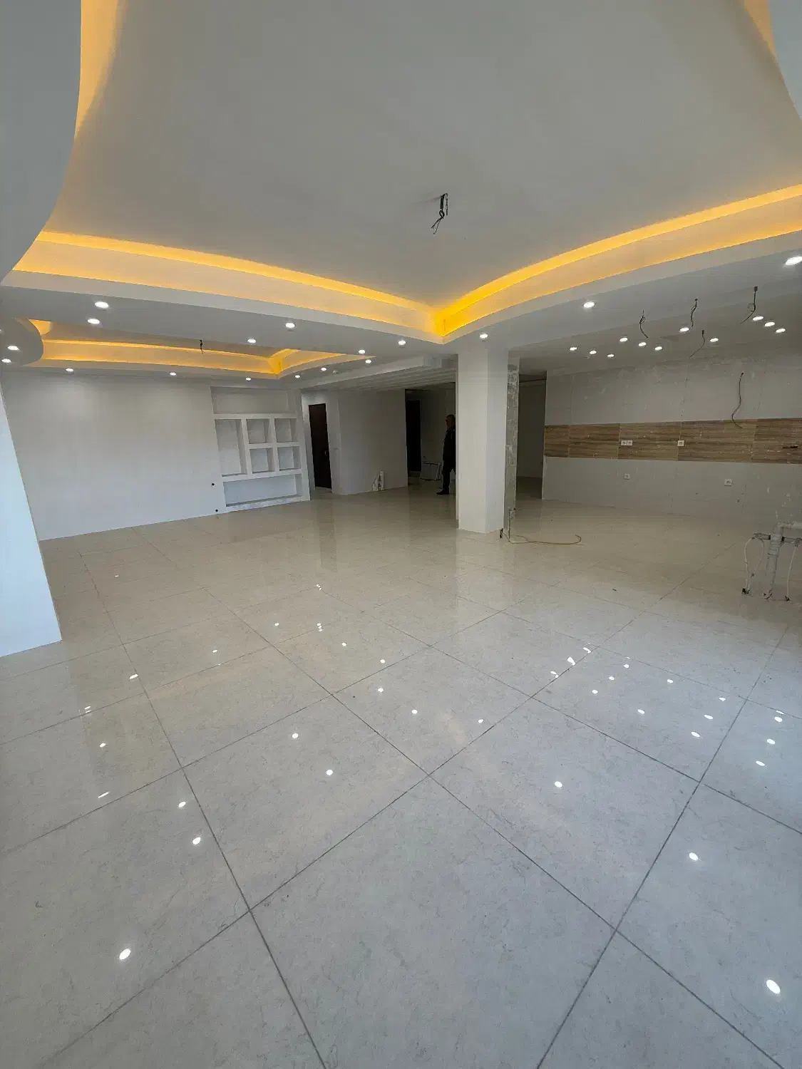 واحد ۱۸۰ متر/تک واحدی/نوساز/عرصه اعیان/بلوارشیرودی|فروش آپارتمان|تنکابن, |دیوار