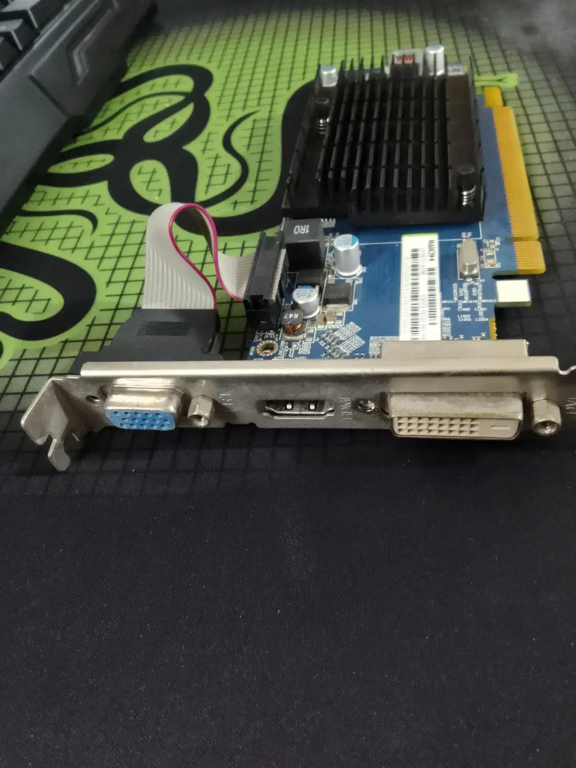 کارت گرافیک ۲ گیگابایتی amd درحد نو|قطعات و لوازم جانبی رایانه|گنبد کاووس, |دیوار