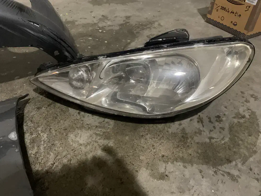 سپر و گلگیر و چراغ جلو ۲۰۶|قطعات یدکی و لوازم جانبی|پردیس, فاز ۲|دیوار