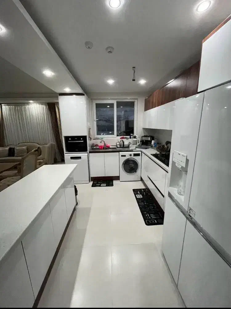 ۱۱۰ متر دو خواب/نوساز/نقشه بدون پرت