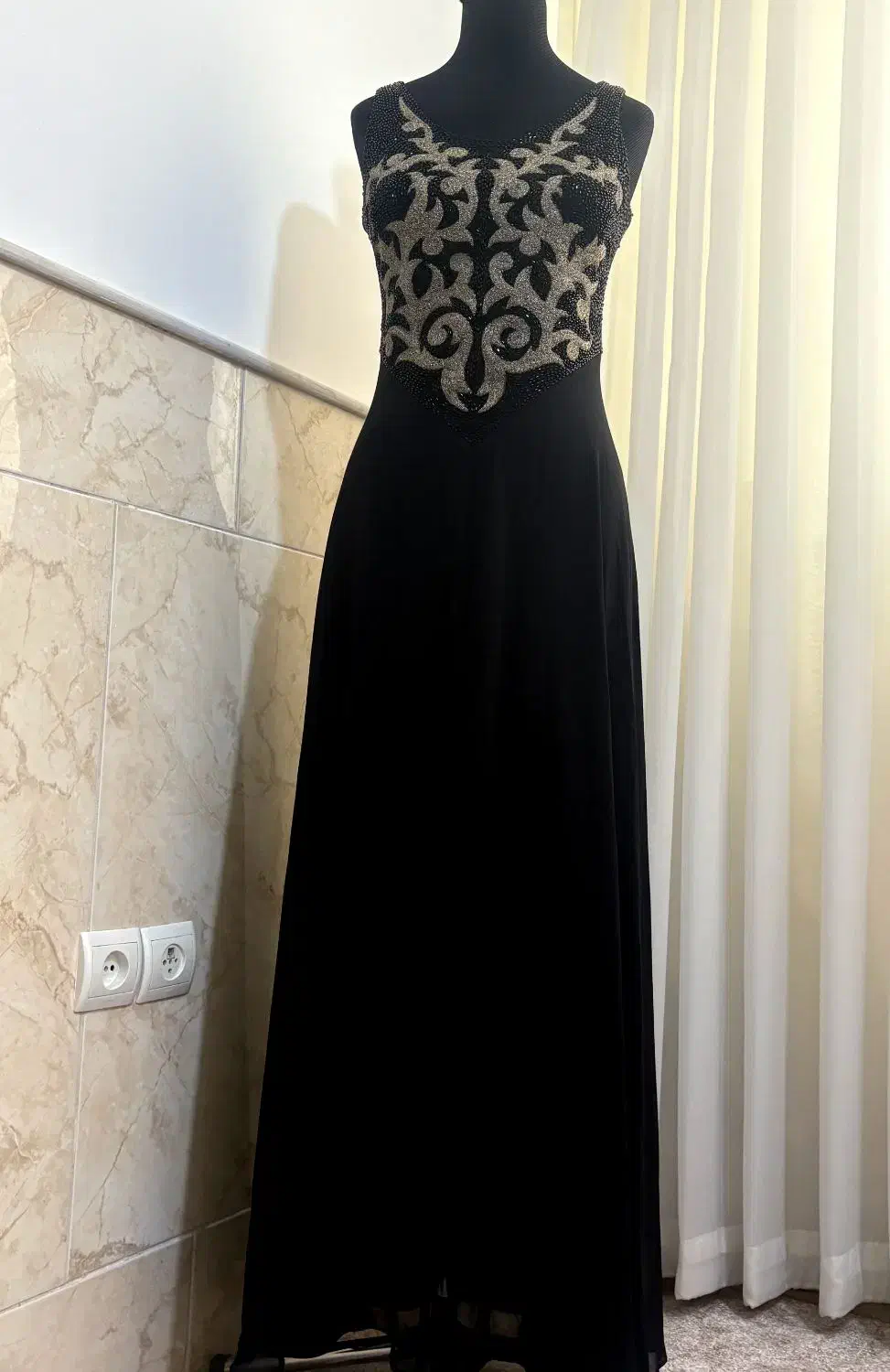 مجلسی|لباس|قم, باغ شریفی|دیوار