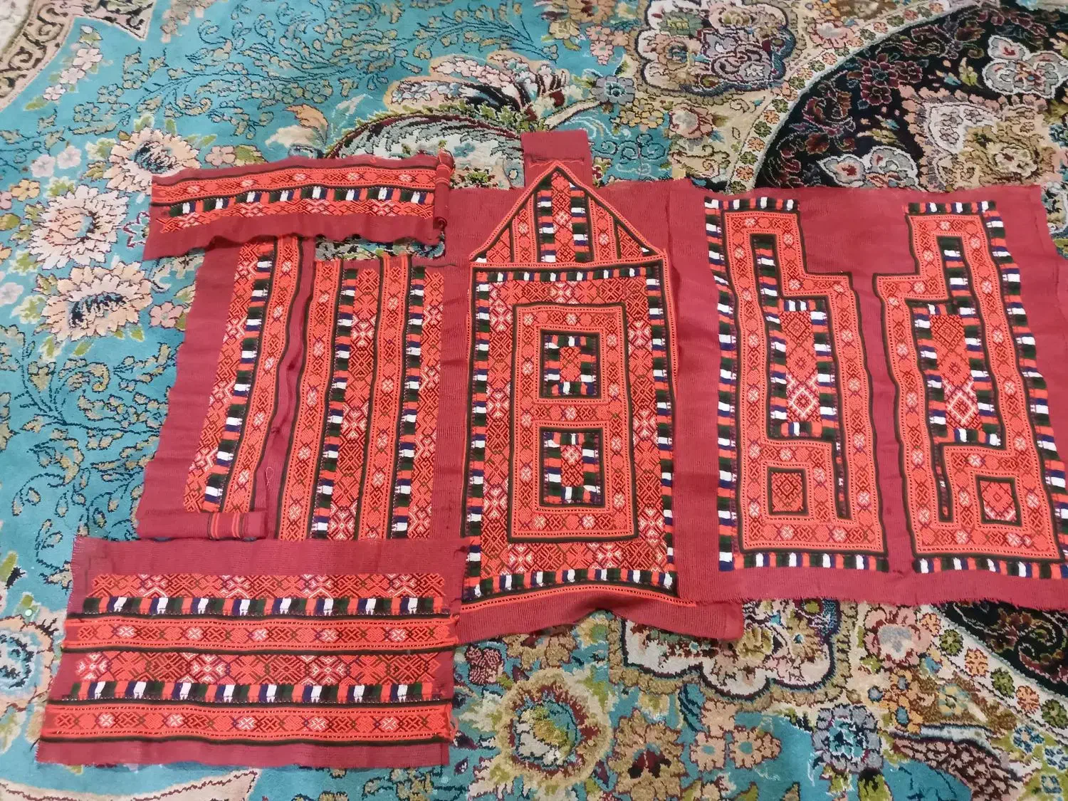 زیاستین|لوازم خیاطی و بافتنی|سراوان, |دیوار