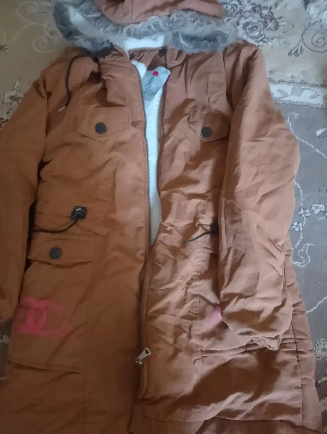 کافشن|لباس|سراوان, |دیوار