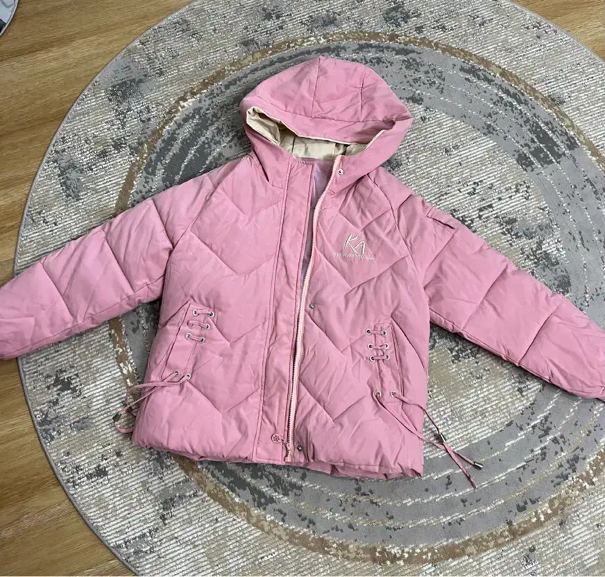 کاپشن|لباس|مشهد, کوثر|دیوار