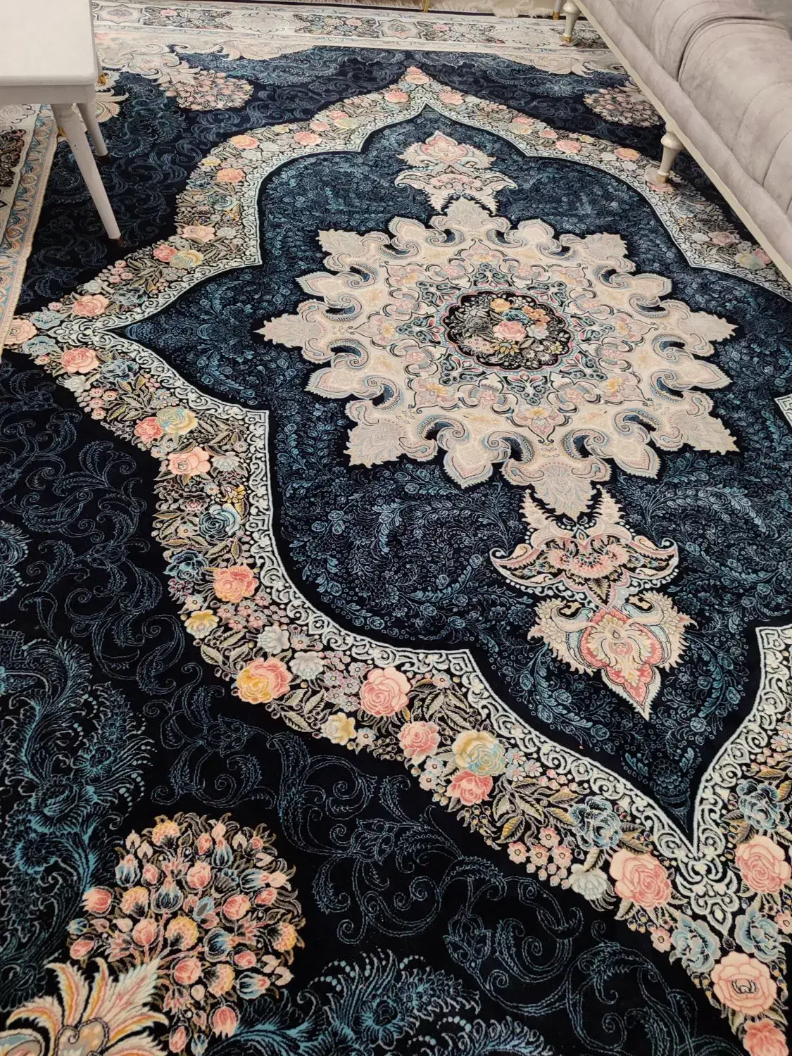 دو عدد قالی ۶ متری|فرش|مرودشت, بیست متری بیمارستان|دیوار