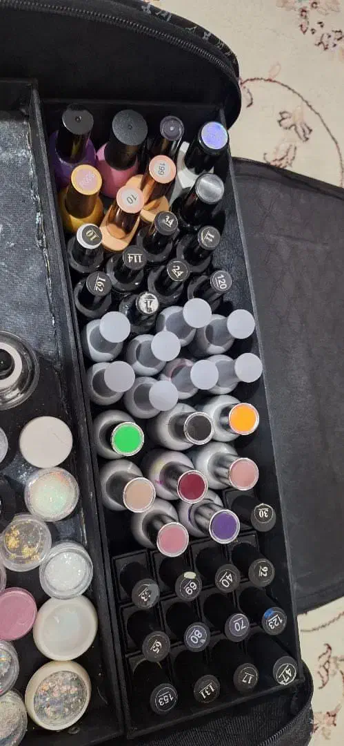 وسایل کاشت ناخن|آرایشی، بهداشتی، درمانی|رشت, دیلمان|دیوار