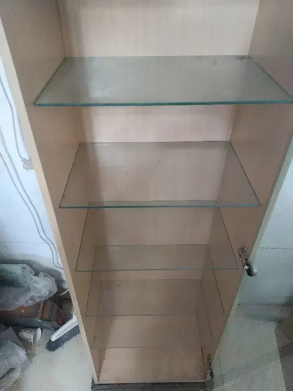 ویترین ایستاده|بوفه، ویترین، کنسول|خمینی‌شهر, |دیوار