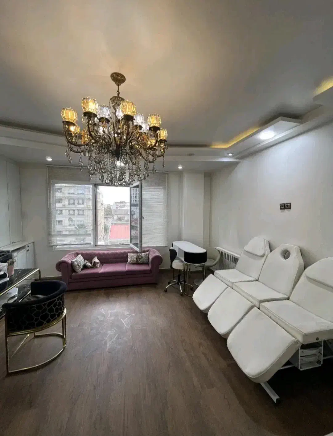 اجاره ۱۰۰متری / اداری تجاری/ گلسار / برج هخامنش|اجارهٔ دفتر کار، اتاق اداری، مطب|رشت, گلسار|دیوار