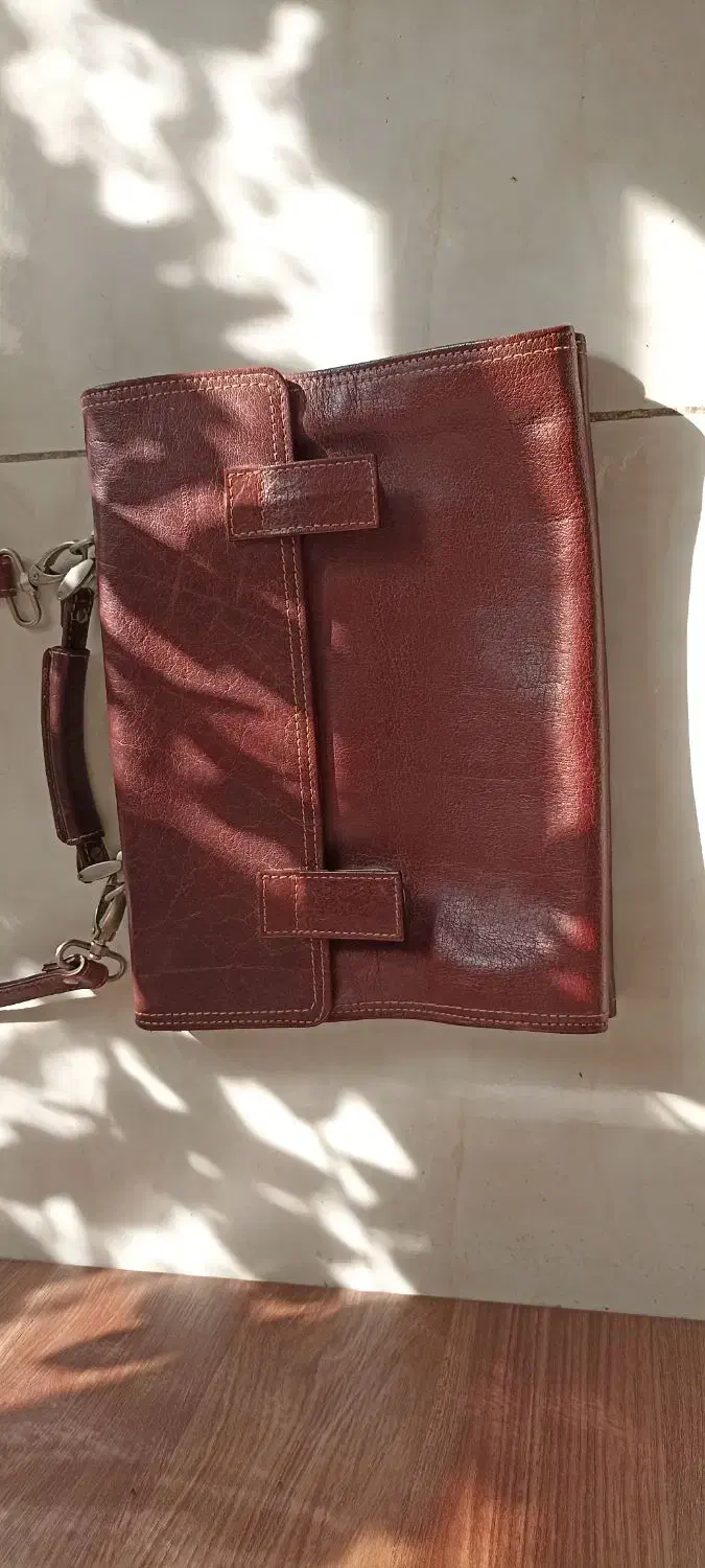 کیف دیپلمات کوچک|کیف، کفش، کمربند|اسلام‌شهر, شهرک مفیدی|دیوار