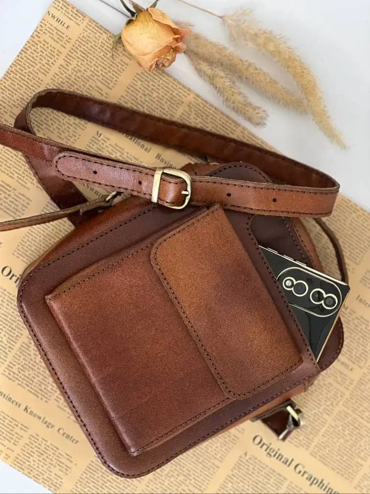 کیف چرم طبیعی دوشی اسپرت|کیف، کفش، کمربند|اصفهان, شفق|دیوار