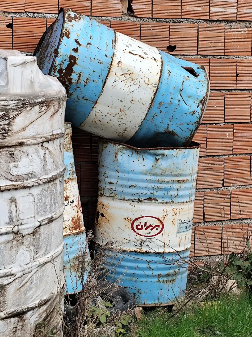 بشکه برای بنایی|مصالح و تجهیزات ساختمان|بهشهر, |دیوار