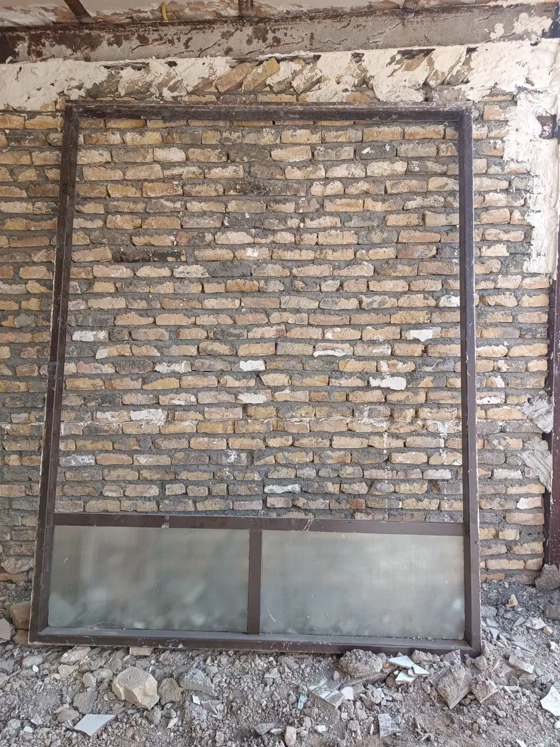 کُم در اتاق|مصالح و تجهیزات ساختمان|تربتحیدریه, بی بی حسنیه|دیوار