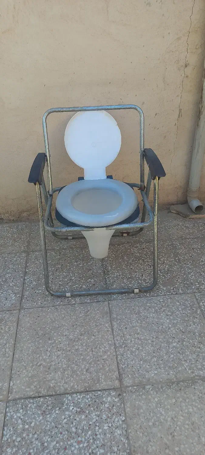 توالت فرنگی سیار و تا شوی پایه فلزی|آرایشی، بهداشتی، درمانی|قم, زاد|دیوار