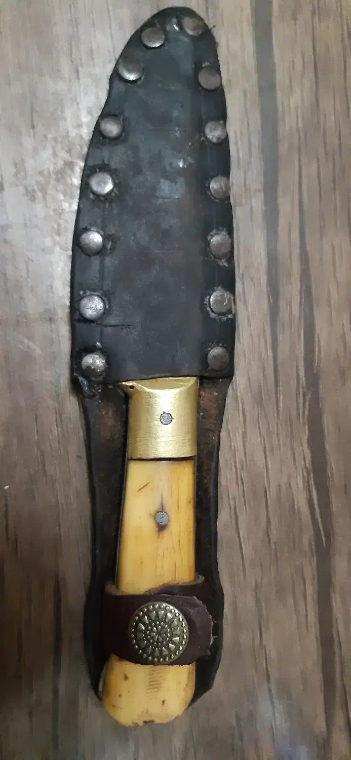 چاقو گالشی اصل قدیمی|کلکسیون اشیاء عتیقه|سرخنکلاته, |دیوار