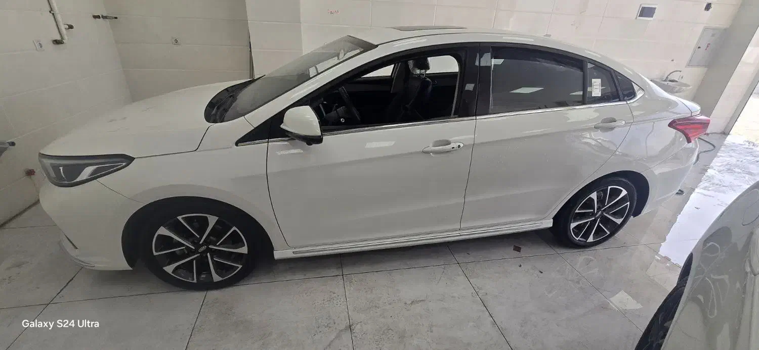 آریزو ۶ اکسلنت مدل ۴۰۱|خودرو سواری و وانت|شیراز, ارم|دیوار