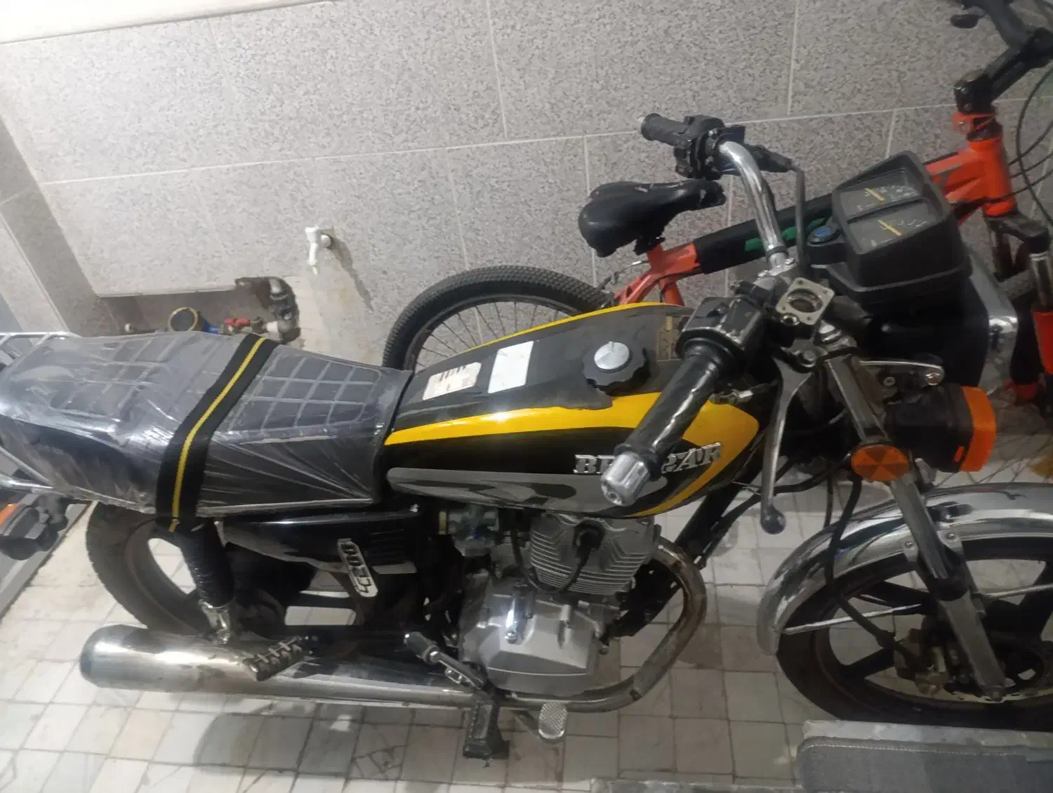 هوندا بهپر۲۰۰|موتورسیکلت|قم, نخودی|دیوار