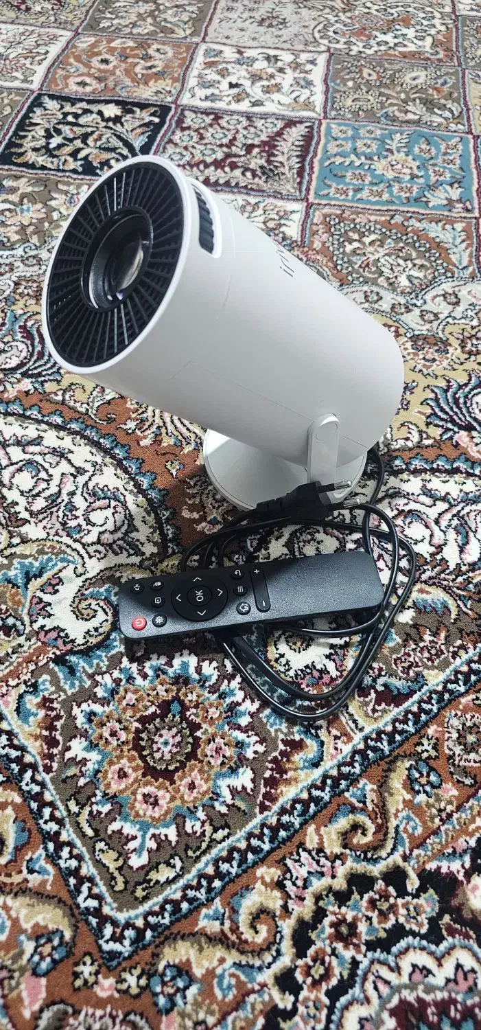 ویدئو پروژکتور خانگی|تلویزیون و پروژکتور|سنقر, |دیوار