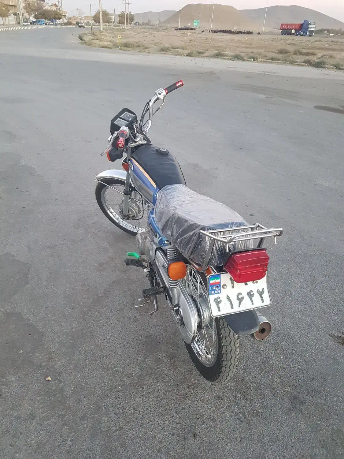 موتور سیکلت پلاک ملی ۱۲۵ لاضرورقی|موتورسیکلت|ملایر, |دیوار