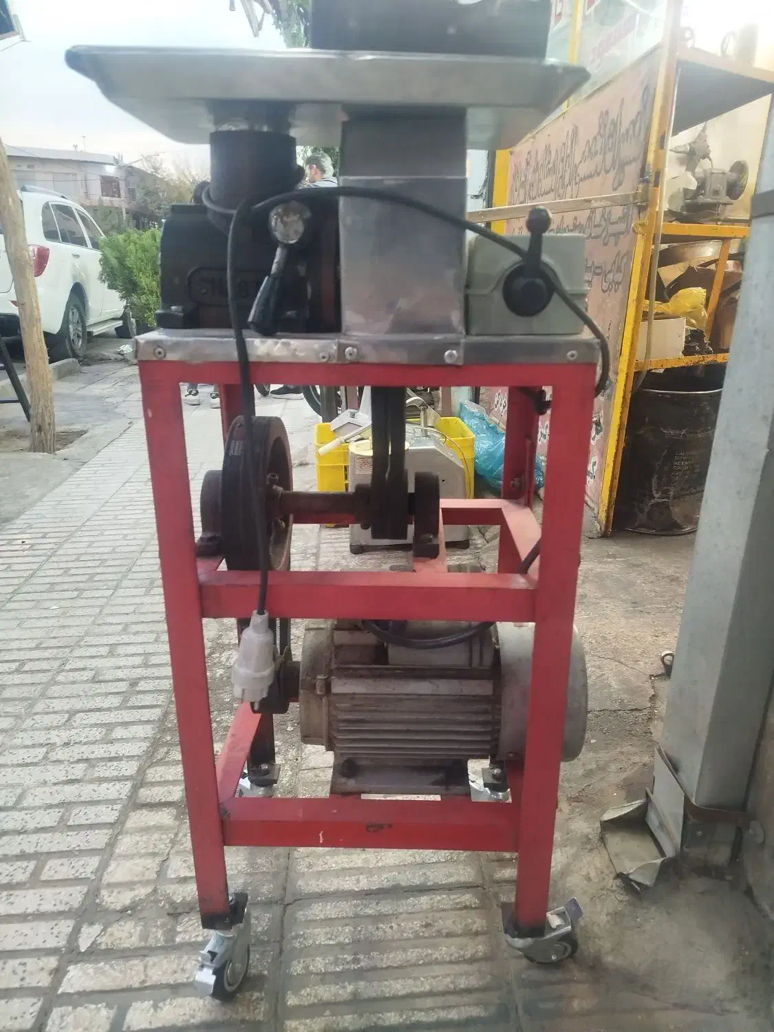 چرخ گوشت ۳۲و اسلایسر صیفی جات|ماشین‌آلات صنعتی|شیراز, بازار|دیوار