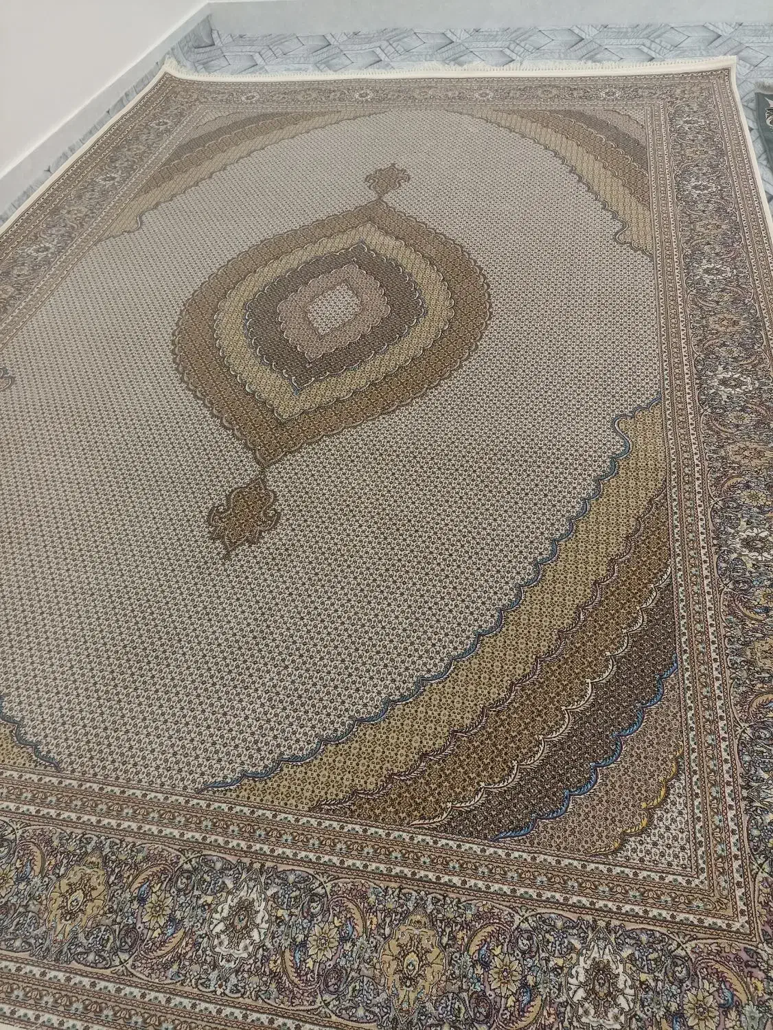 4تخته 9متری 1200شانه|فرش|میاندوآب, |دیوار