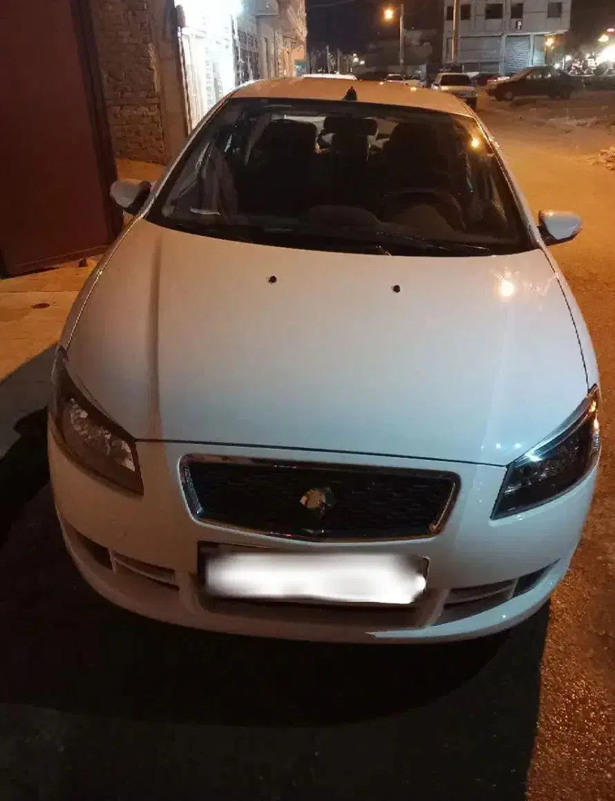 رانا پلاس سفید 402|خودرو سواری و وانت|قم, علی آباد|دیوار