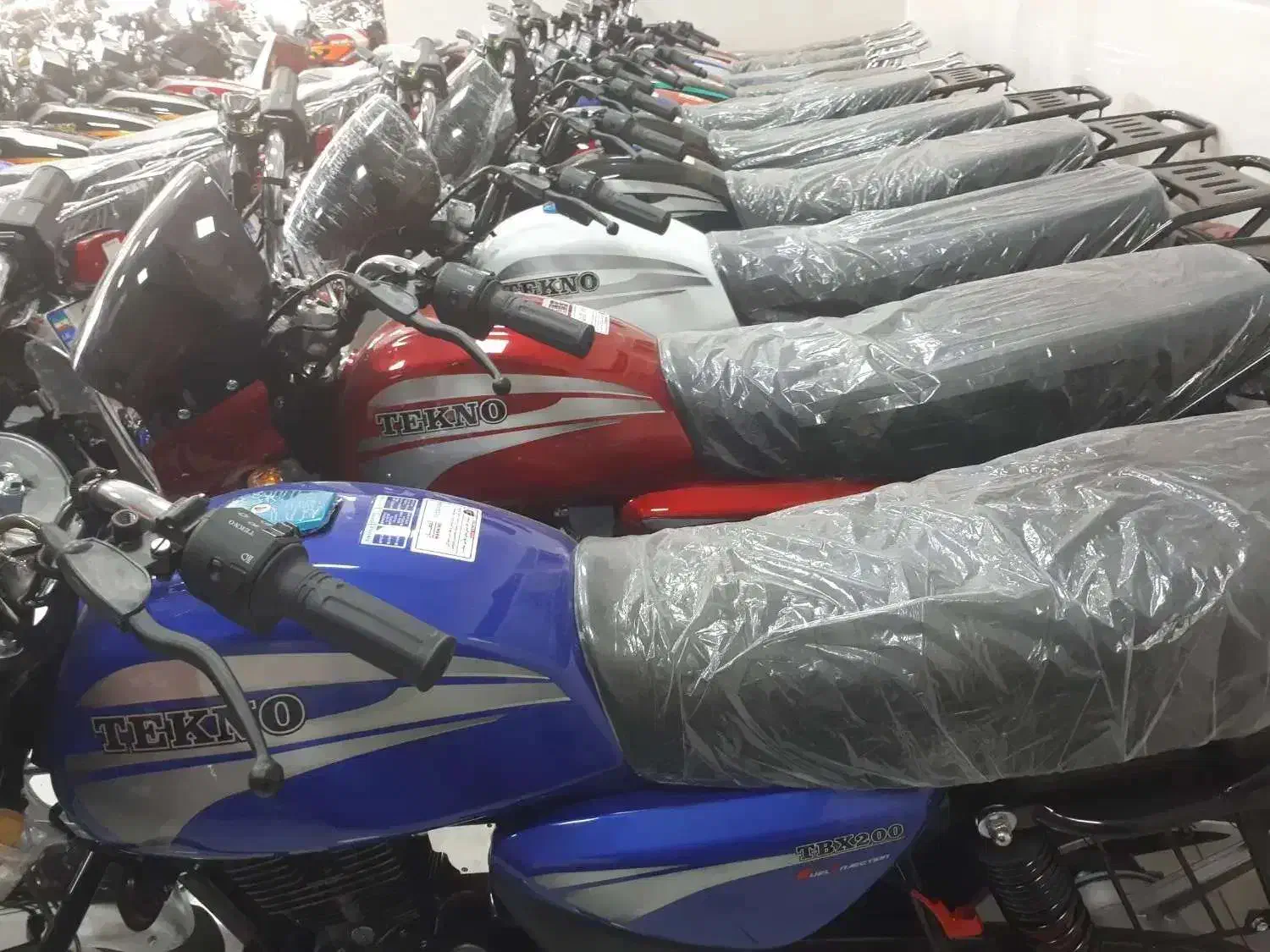 طرح باکسر تکنو ۲۰۰ خشک ۱۴۰۴ زیر قیمت|موتورسیکلت|بیجار, |دیوار