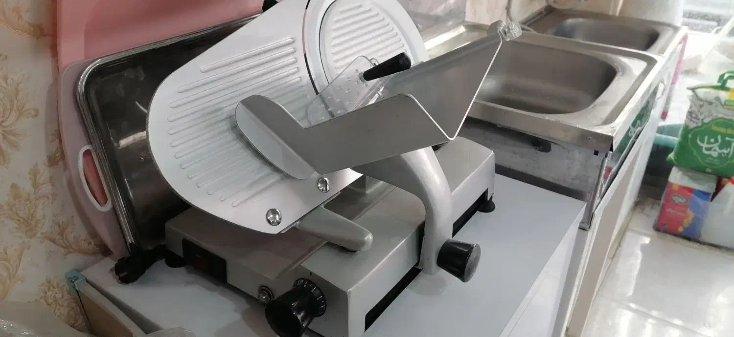 اسلایسر کالباس یا کالباس بر و دستگاه برش مرغ|فروشگاه و مغازه|شیروان (خراسان), |دیوار