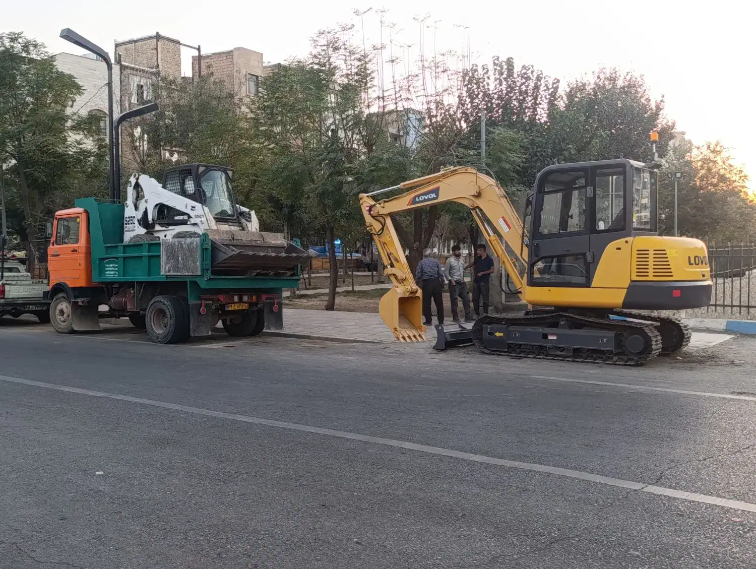 بابکت وبیل مکانیکی وخاور|خدمات حمل و نقل|پاکدشت, پاکدشت (مامازند)|دیوار