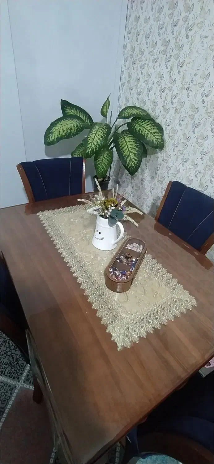 میز ناهار خوری ۴نفره|میز و صندلی غذاخوری|تولم شهر, |دیوار