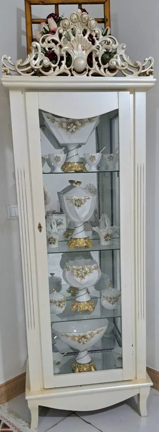 بوفه چوبی استخوانی|بوفه، ویترین، کنسول|رباطکریم, نصیرشهر|دیوار