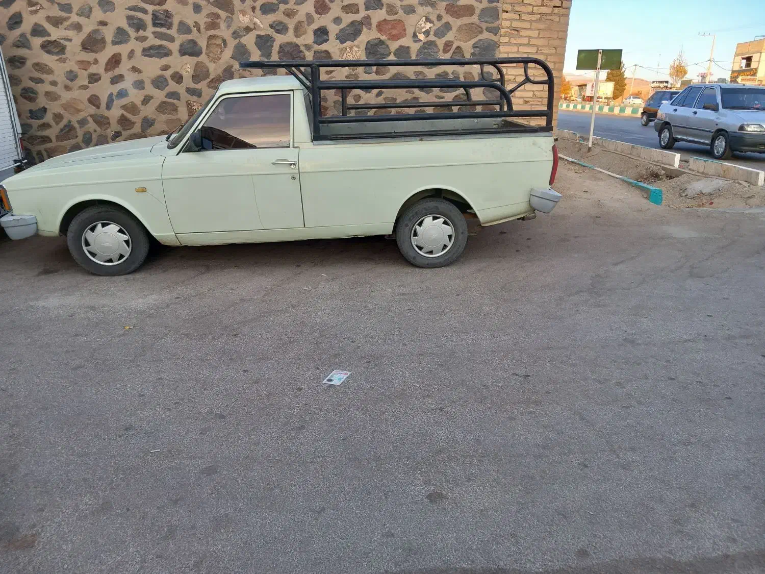 وانت پیکان تک سوز مدل ۹۳ یک گلگیر رنگ فنی ب شرط|خودرو سواری و وانت|کوهپایه, |دیوار