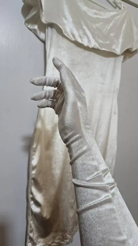 لباس جشن|لباس|اهواز, شهرک حفاری|دیوار